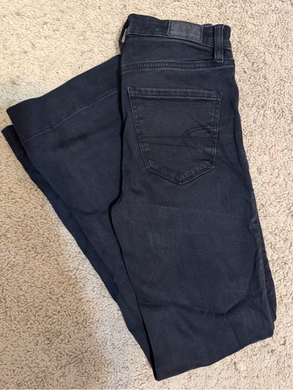 American Eagle Women's Next Level Super High Waisted Flare Jean Size 00 Short